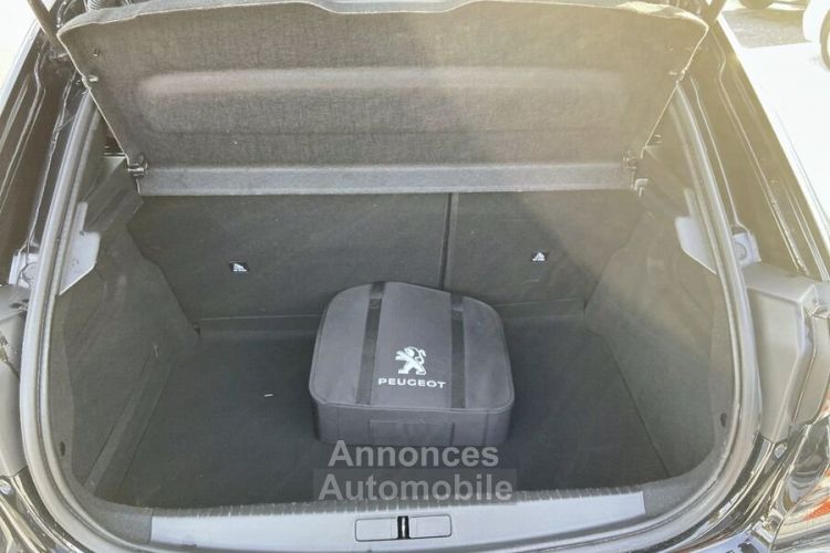 Peugeot 208 136 GT LINE GPS Caméra 1°Main - <small></small> 19.850 € <small>TTC</small> - #5