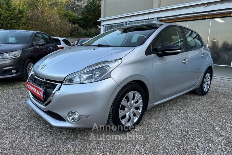 Peugeot 208 1.4 E-HDI FAP BUSINESS BMP5 5P/ CRITAIR 2 / - <small></small> 8.999 € <small>TTC</small> - #1