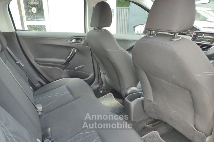 Peugeot 208 1.4 HDI 68 ACTIVE - <small></small> 7.990 € <small>TTC</small> - #22