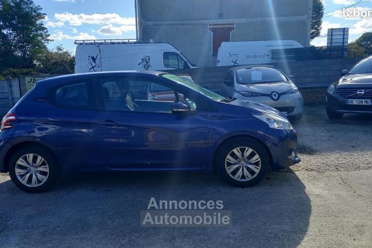 Peugeot 208 1.4 HDI 68 BUSINESS PACK - <small></small> 6.500 € <small>TTC</small> - #4