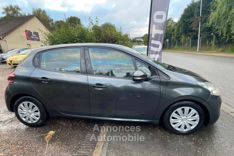 Peugeot 208 1.4 HDi 68Cv - <small></small> 5.990 € <small>TTC</small> - #5