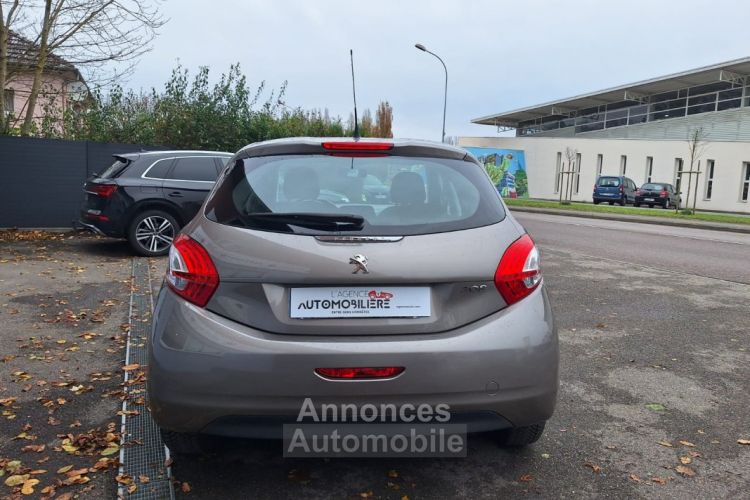 Peugeot 208 1.4 HDI 70 Active 2eme main - <small></small> 8.490 € <small>TTC</small> - #6