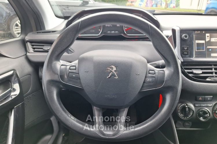 Peugeot 208 1.4 HDI 70 Active 2eme main - <small></small> 8.490 € <small>TTC</small> - #25