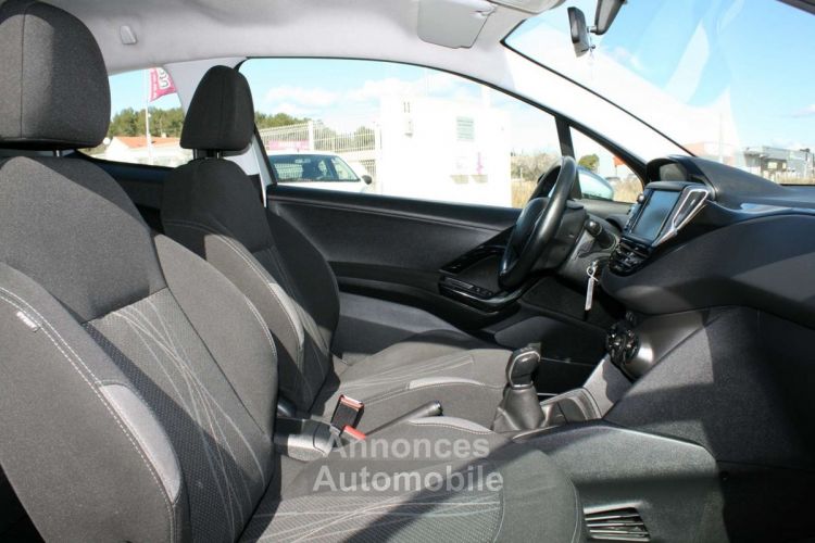 Peugeot 208 1.4 HDI FAP ACTIVE 3P - <small></small> 5.990 € <small>TTC</small> - #12