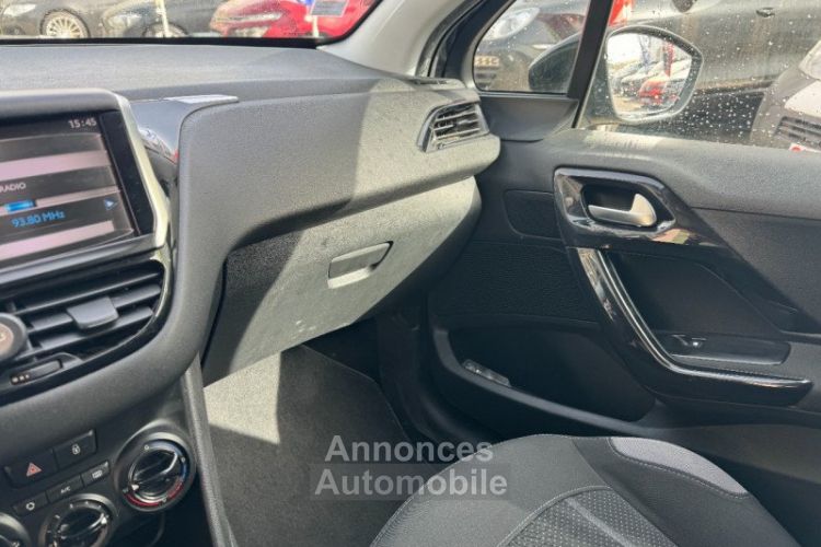 Peugeot 208 1.4 HDI FAP ACTIVE 5P - <small></small> 6.690 € <small>TTC</small> - #15