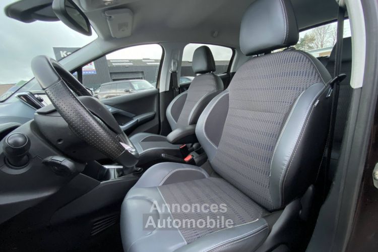 Peugeot 208 1.4 HDi FAP Business Pack 5p - <small></small> 7.500 € <small>TTC</small> - #13