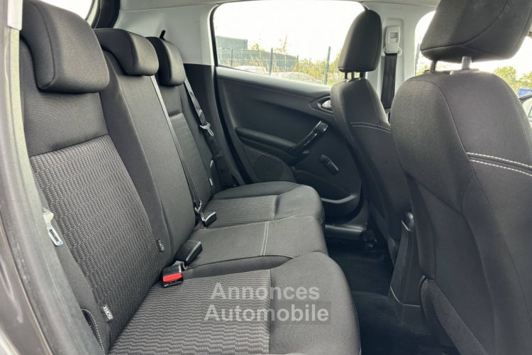 Peugeot 208 1.5 BlueHDi 100ch Active Business BVM6 - <small></small> 10.290 € <small>TTC</small> - #4