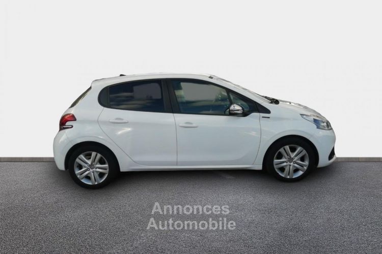 Peugeot 208 1.5 BlueHDi S&S - 100  BERLINE Signature PHASE 2 - <small></small> 11.990 € <small>TTC</small> - #4