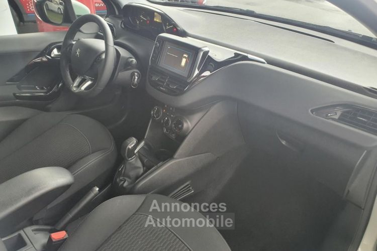 Peugeot 208 1.5 BlueHDi S&S - 100 BERLINE Active Business PHASE 2 - <small></small> 12.490 € <small>TTC</small> - #8