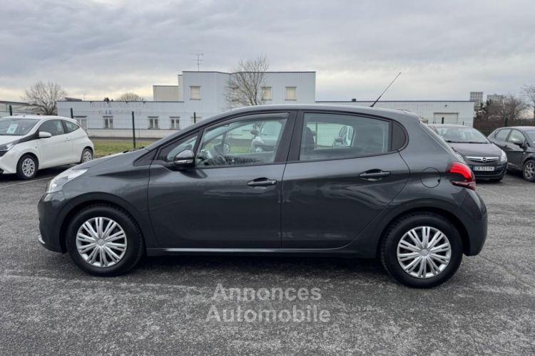 Peugeot 208 1.6 BlueHDi - 100 BERLINE Active PHASE 2 - <small></small> 8.490 € <small>TTC</small> - #4