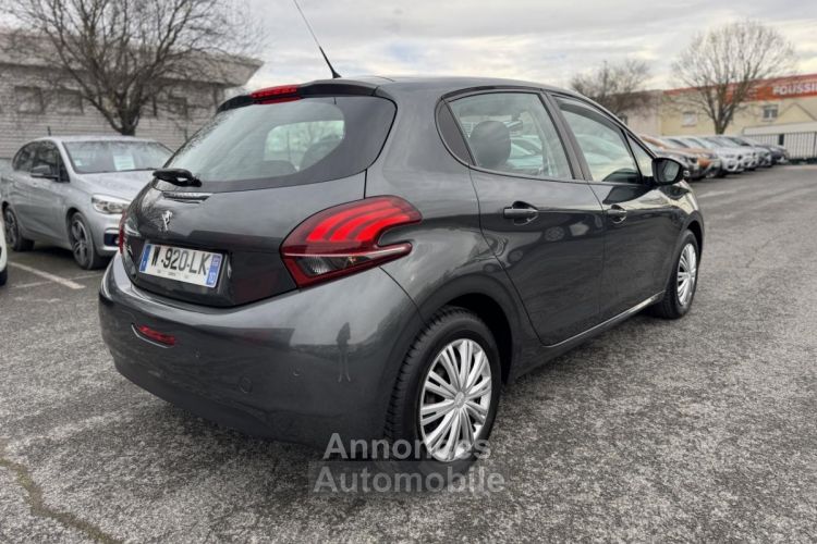 Peugeot 208 1.6 BlueHDi - 100 BERLINE Active PHASE 2 - <small></small> 8.490 € <small>TTC</small> - #16