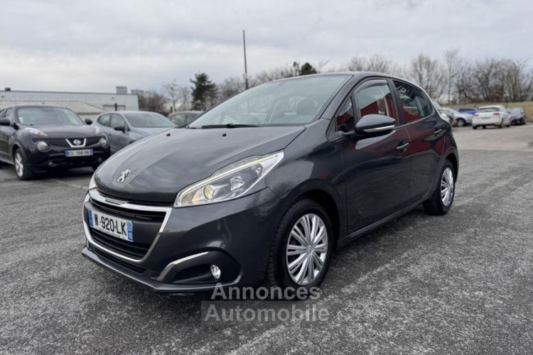 Peugeot 208 1.6 BlueHDi - 100 BERLINE Active PHASE 2 - <small></small> 8.490 € <small>TTC</small> - #18