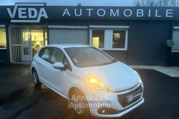 Peugeot 208 1.6 BlueHDi 100ch Active 5p - <small></small> 5.990 € <small>TTC</small> - #1