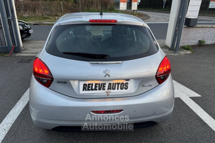 Peugeot 208 1.6 BlueHDi 100ch Allure 5p - <small></small> 8.990 € <small>TTC</small> - #5