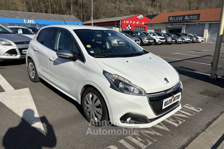 Peugeot 208 1.6 BlueHDi 100ch Business Pack S&S 5p - <small></small> 7.990 € <small>TTC</small> - #3