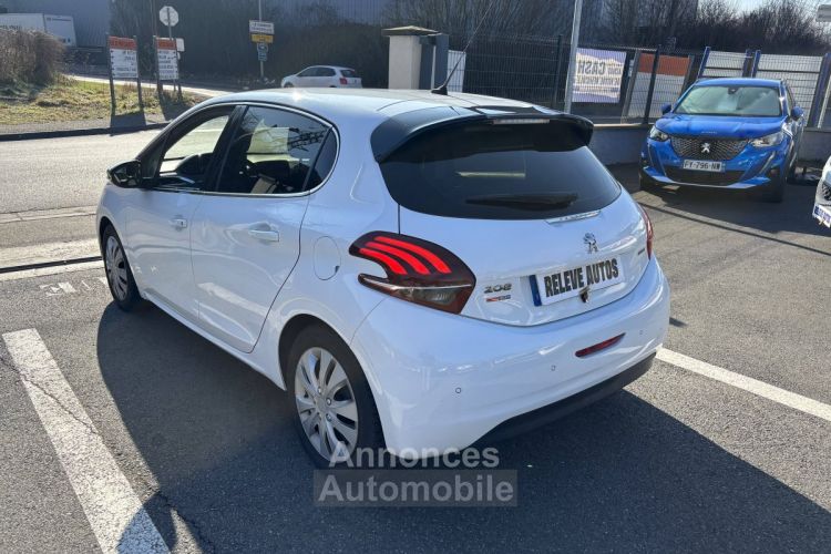 Peugeot 208 1.6 BlueHDi 100ch Business Pack S&S 5p - <small></small> 7.990 € <small>TTC</small> - #4