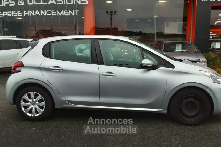 Peugeot 208 1.6 BlueHDi 100ch SetS BVM5 Active Business - <small></small> 9.900 € <small>TTC</small> - #11