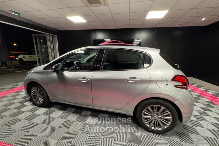 Peugeot 208 1.6 BlueHDi 100ch SS BVM5 Allure - <small></small> 7.990 € <small>TTC</small> - #2