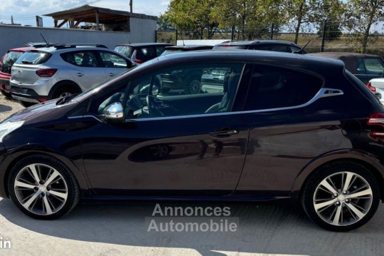 Peugeot 208 1.6 BLUEHDI 120 ch FINITION XY ENTRETIEN - <small></small> 9.989 € <small>TTC</small> - #4