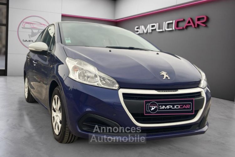 Peugeot 208 1.6 BlueHDi 75ch BVM5 Like - <small></small> 6.990 € <small>TTC</small> - #1