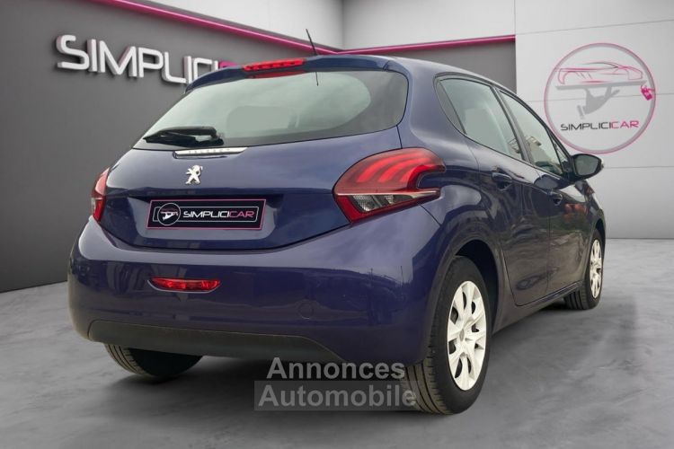 Peugeot 208 1.6 BlueHDi 75ch BVM5 Like - <small></small> 6.990 € <small>TTC</small> - #6