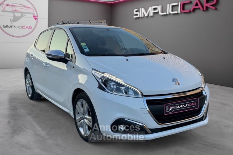 Peugeot 208 1.6 BlueHDi Style // Garantie 1 an// - <small></small> 8.490 € <small>TTC</small> - #1