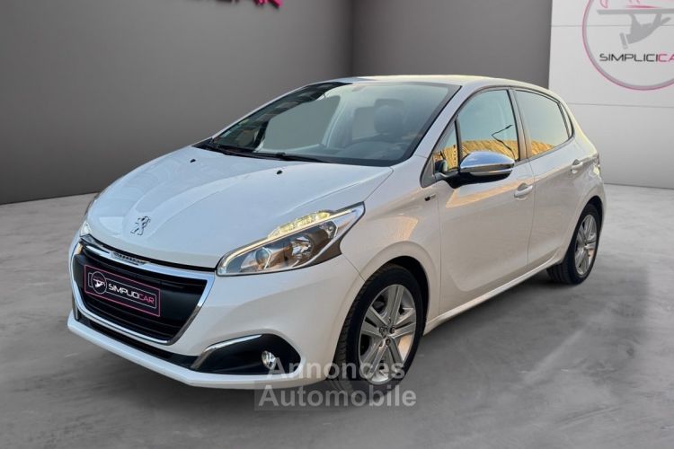 Peugeot 208 1.6 BlueHDi Style // Garantie 1 an// - <small></small> 8.490 € <small>TTC</small> - #2