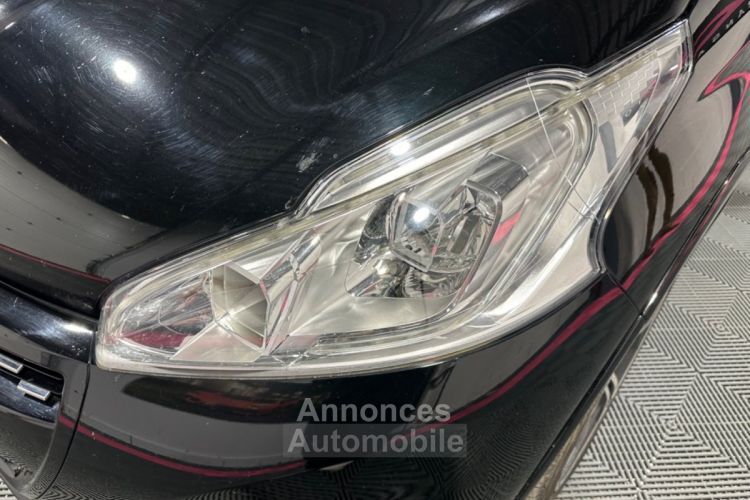 Peugeot 208 1.6 ch GTI SS BVM6 - <small></small> 14.990 € <small>TTC</small> - #43