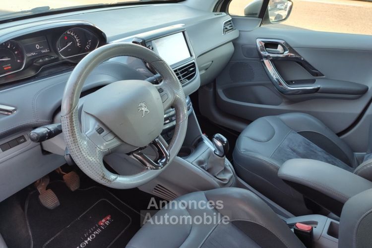 Peugeot 208 1.6 e-HDI 92 Allure - <small></small> 8.490 € <small>TTC</small> - #12