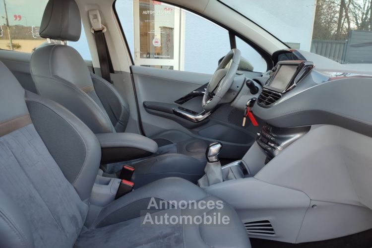 Peugeot 208 1.6 e-HDI 92 Allure - <small></small> 8.490 € <small>TTC</small> - #18