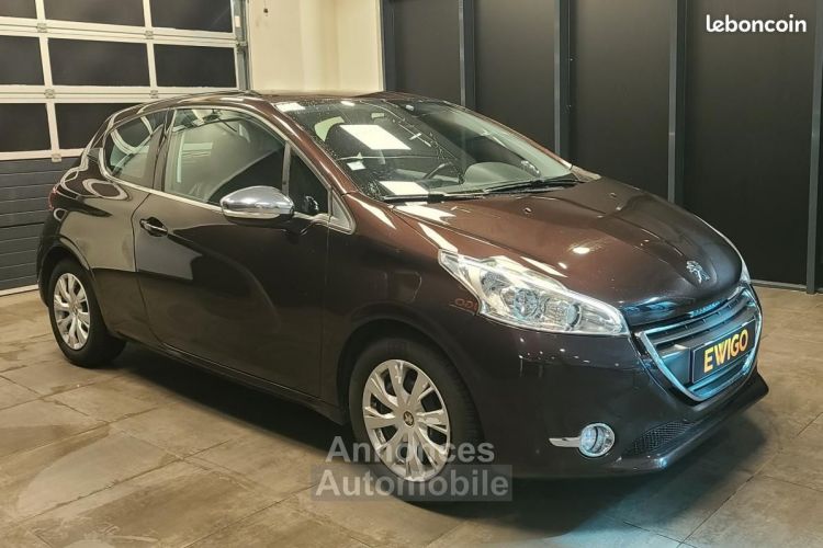 Peugeot 208 1.6 E-HDI 92ch ALLURE - <small></small> 9.490 € <small>TTC</small> - #3