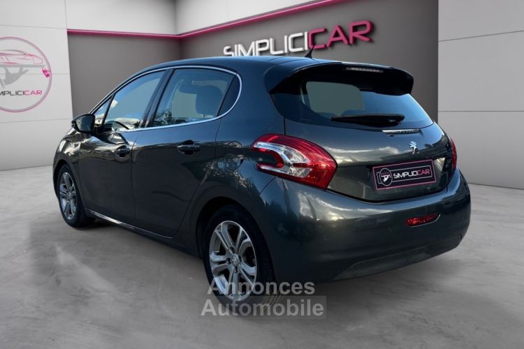 Peugeot 208 1.6 e-HDi 92ch BVM5 Allure - <small></small> 7.990 € <small>TTC</small> - #3