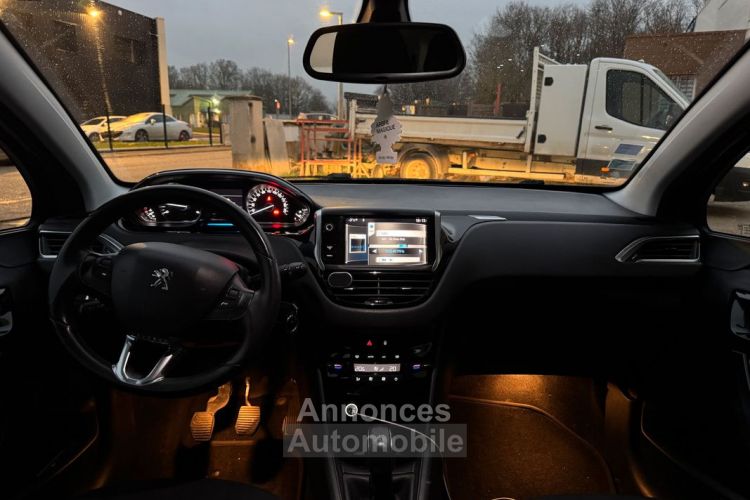 Peugeot 208 1.6 e-HDi 92ch BVM5 Allure - <small></small> 7.990 € <small>TTC</small> - #5