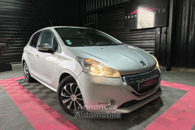 Peugeot 208 1.6 e-hdi 92ch bvm5 style - <small></small> 7.490 € <small>TTC</small> - #1