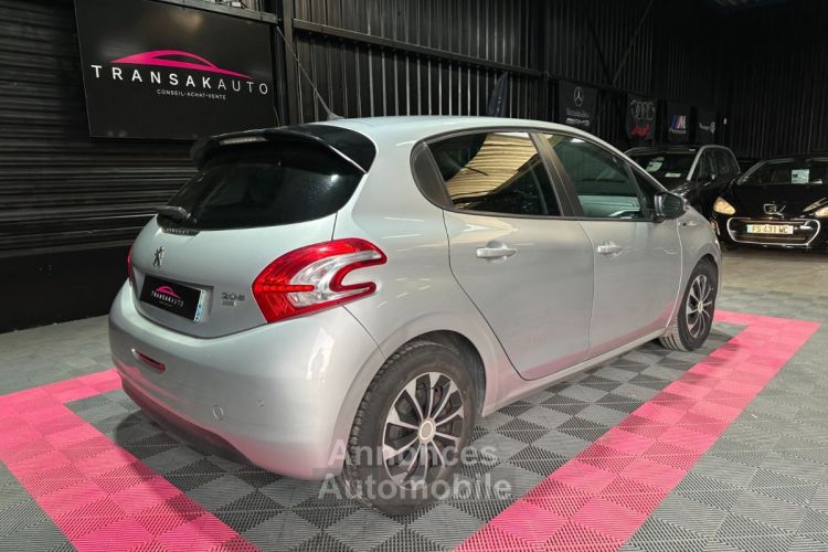 Peugeot 208 1.6 e-hdi 92ch bvm5 style - <small></small> 7.490 € <small>TTC</small> - #4