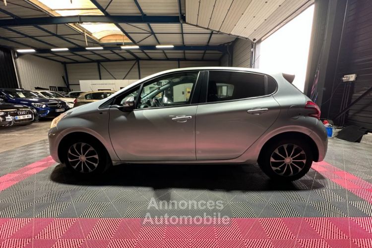 Peugeot 208 1.6 e-hdi 92ch bvm5 style - <small></small> 7.490 € <small>TTC</small> - #7