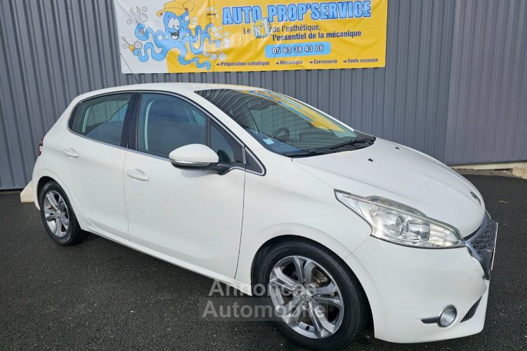 Peugeot 208 1.6 e-HDi 92ch FAP BVM5 Business Pack - <small></small> 7.990 € <small>TTC</small> - #4