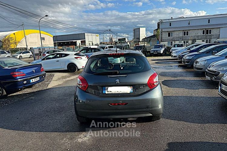 Peugeot 208 1.6 E-HDI ALLURE 5P - <small></small> 4.999 € <small>TTC</small> - #6