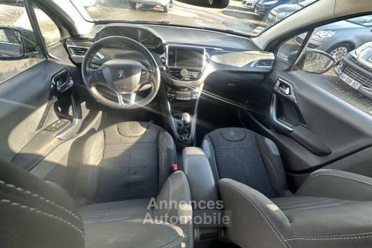 Peugeot 208 1.6 E-HDI ALLURE 5P - <small></small> 4.999 € <small>TTC</small> - #9