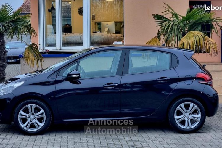 Peugeot 208 1.6 HDi 100 Cv 1ERE MAIN 2017 EDITION ACTIVE - <small></small> 8.990 € <small>TTC</small> - #3