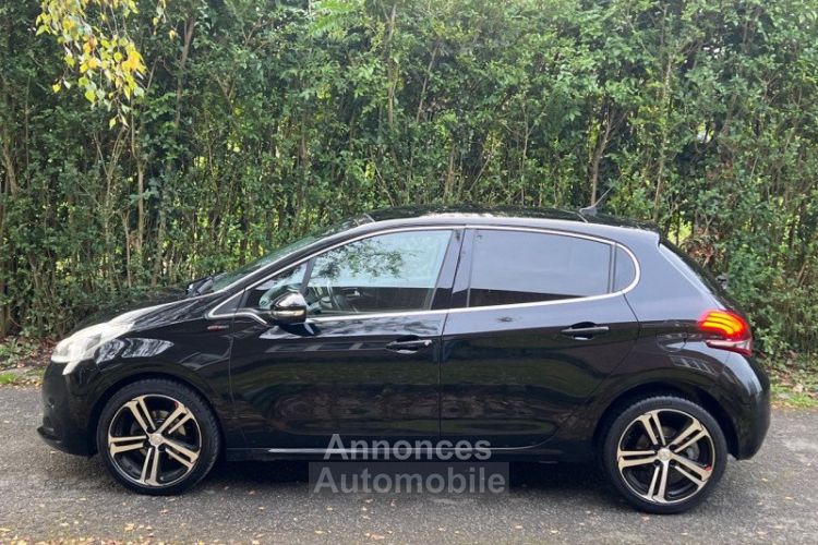 Peugeot 208 1.6 HDI 100CH GT LINE 5P TOIT PANO/ CAMERA/ GPS - 1ERE MAIN - <small></small> 11.490 € <small>TTC</small> - #5