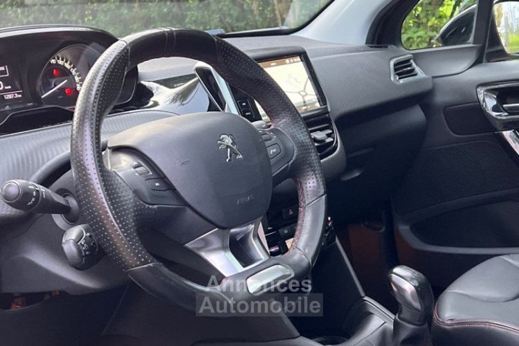 Peugeot 208 1.6 HDI 100CH GT LINE 5P TOIT PANO/ CAMERA/ GPS - 1ERE MAIN - <small></small> 11.490 € <small>TTC</small> - #11