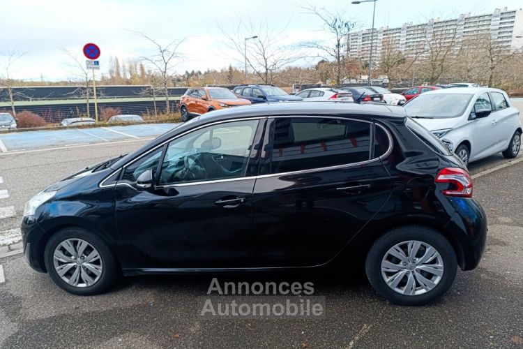 Peugeot 208 1.6 HDi 115 cv ALLURE - <small></small> 7.990 € <small>TTC</small> - #4