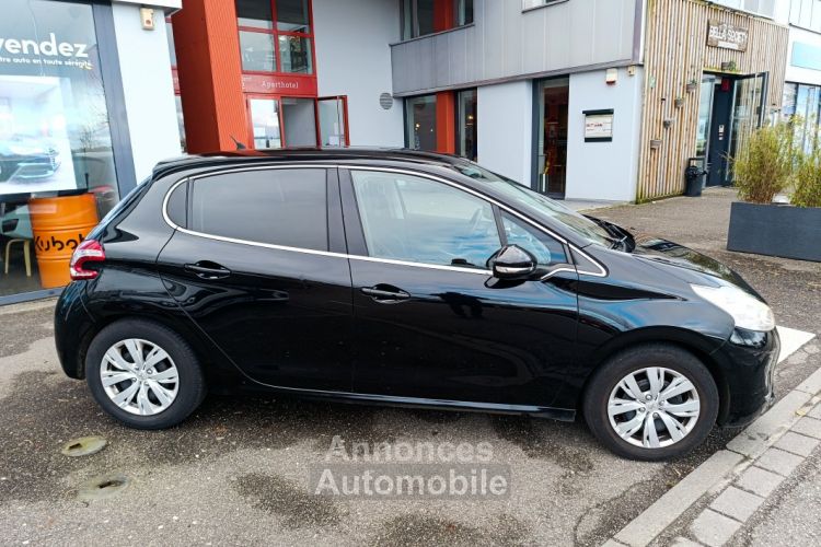 Peugeot 208 1.6 HDi 115 cv ALLURE - <small></small> 7.990 € <small>TTC</small> - #8