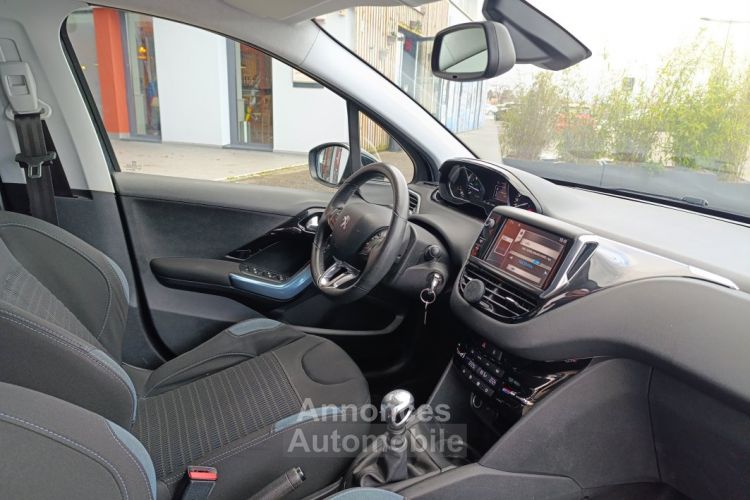 Peugeot 208 1.6 HDi 115 cv ALLURE - <small></small> 7.990 € <small>TTC</small> - #11