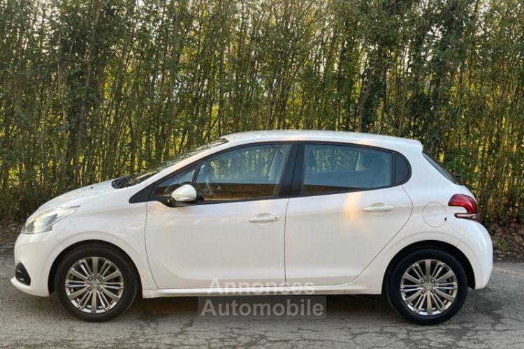 Peugeot 208 1.6 HDI 75CH ACTIVE 5P * 10*2018 ECRAN MULTIFONCTIONS LED - <small></small> 8.490 € <small>TTC</small> - #4