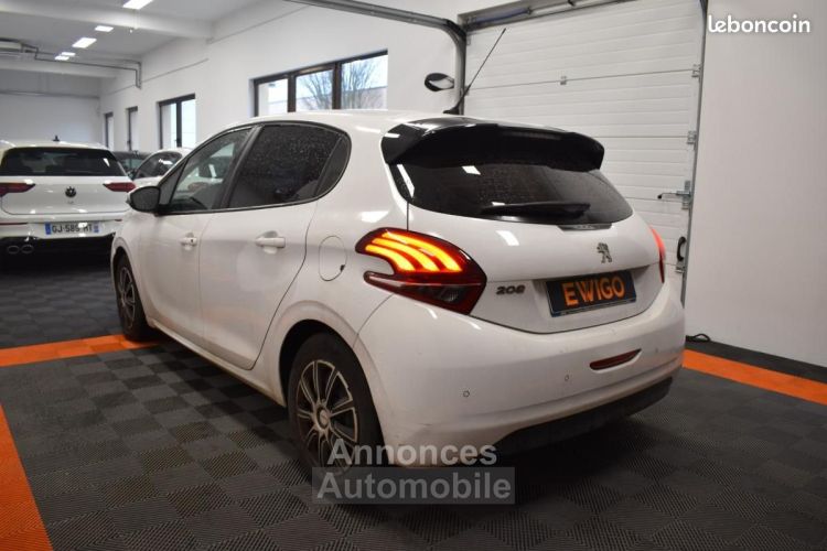 Peugeot 208 1.6 HDI 75ch RADAR AR GARANTIE FIABLE OU REMBOURSÉ - <small></small> 6.990 € <small>TTC</small> - #3