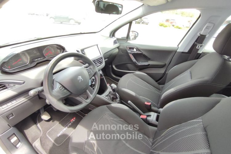 Peugeot 208 1.6 HDI 92 Active - <small></small> 8.490 € <small>TTC</small> - #11