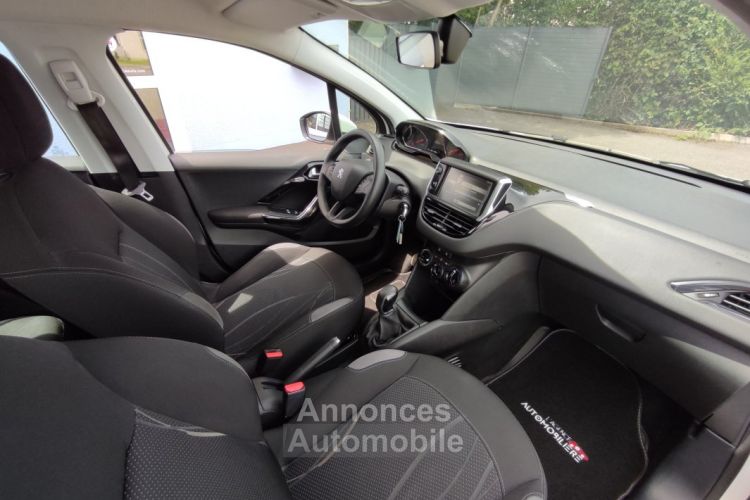 Peugeot 208 1.6 HDI 92 Active - <small></small> 8.490 € <small>TTC</small> - #21