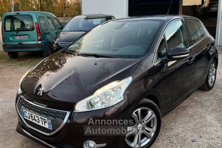 Peugeot 208 1.6 HDi 92 Active - <small></small> 7.490 € <small>TTC</small> - #1